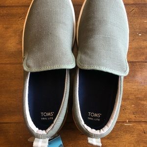 Toms Shoes Size 10